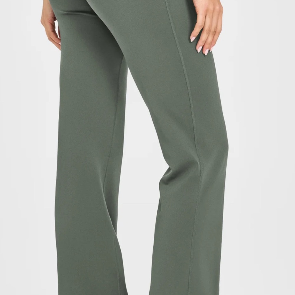 Oner Active SoftMotion Flared Bottoms - image 4